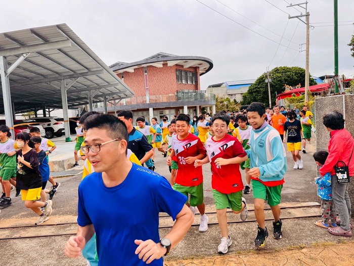 5公里路跑讀外埔圖片