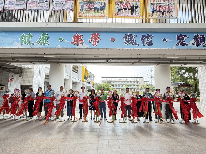剪綵典禮來賓就位